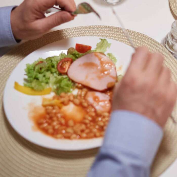 Cena para adulto - Por día - Megamisión 2025